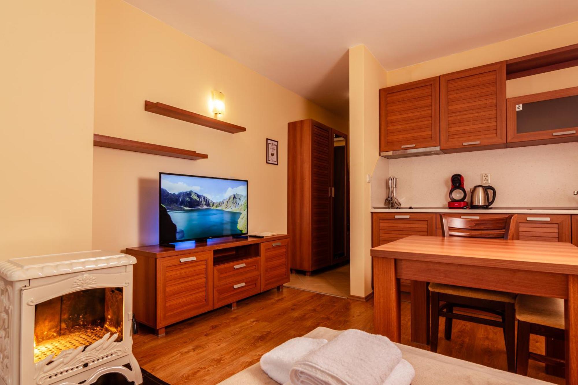 Studio By Mountain Lakes Ezerovo  Zewnętrze zdjęcie